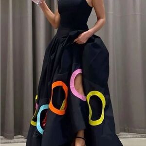 Sleeveless Hollow Pleated Maxi Dress with Color-Contrast Rings [NEW]